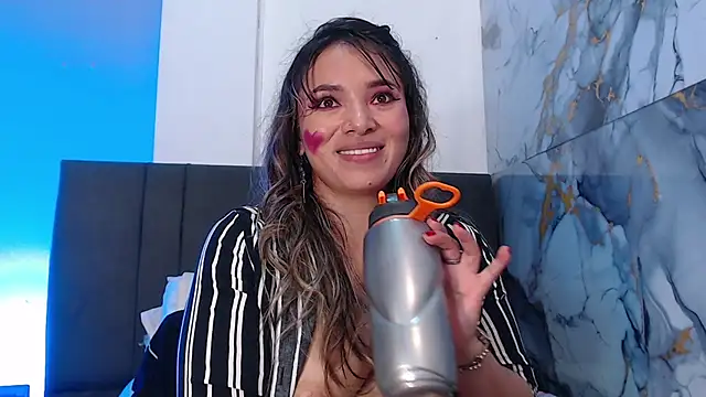 Chat XXX en directo de Valentina_rhouse