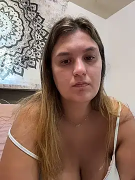 Latinamommy26のウェブカメラショー
