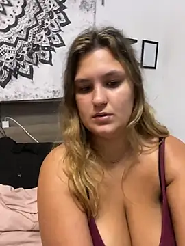 Latinamommy26's Webcam Show