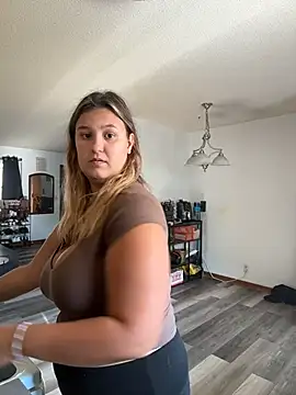 Latinamommy26 webkamerás műsora