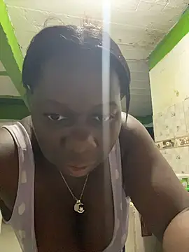 Chat +18 de skaysanchez0 ao vivo