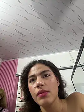 ariferrero's Live Chat Room