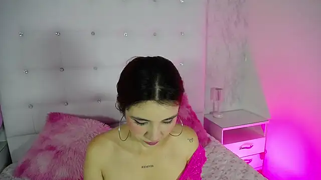 Violletta_blayke's Webcam Show