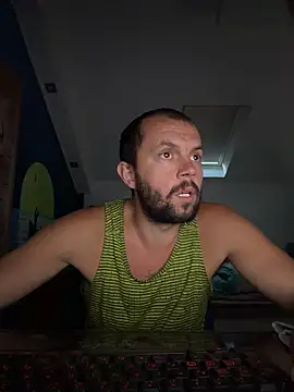 הופעת וובקאם של Dejanaceking