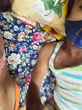 הופעת וובקאם של Sonalovely143