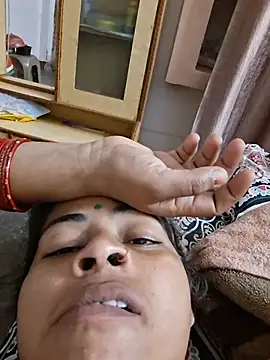 Sonalovely143 Show in webcam