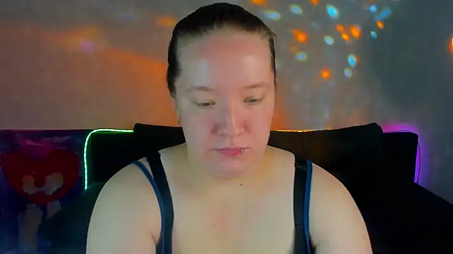 Sophia_Millery Chat XXX in diretta