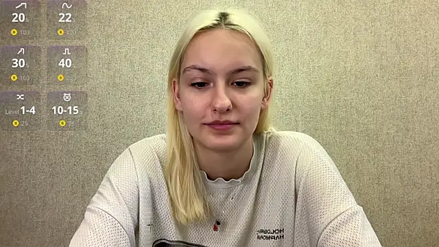 Viola-Whisper's Live XXX Chat