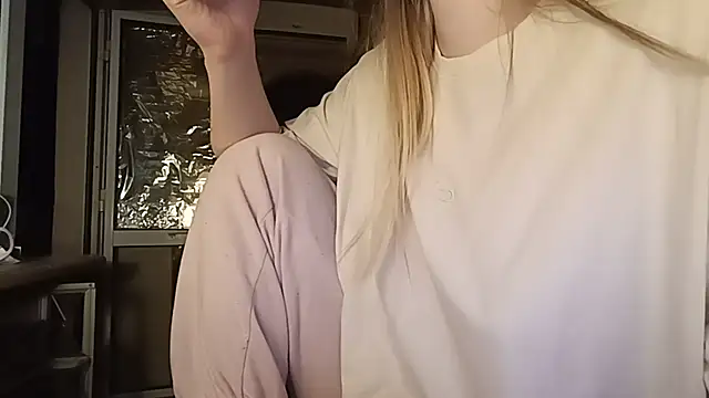 Pokazy przed kamerką – pinkpinkpinkpinkpinkdoll