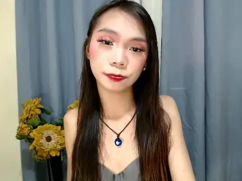 SKINNYasianSLUTs Pertunjukan Webcam