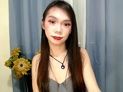 SKINNYasianSLUTs 网络视讯表演