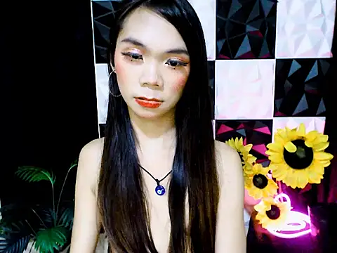 SKINNYasianSLUTs Pertunjukan Webcam