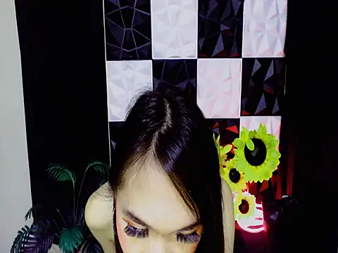 SKINNYasianSLUTs Pertunjukan Webcam