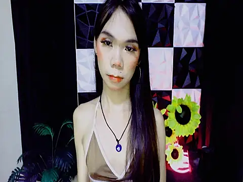 SKINNYasianSLUTs' Webcam Show