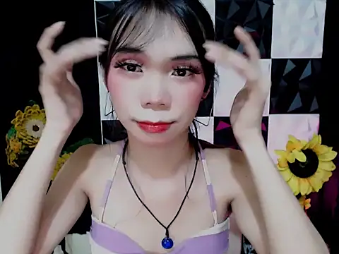 SKINNYasianSLUTs 网络视讯表演