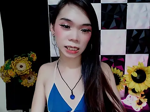 عرض كام SKINNYasianSLUTs