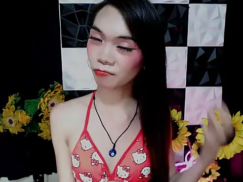 SKINNYasianSLUTs' Webcam Show