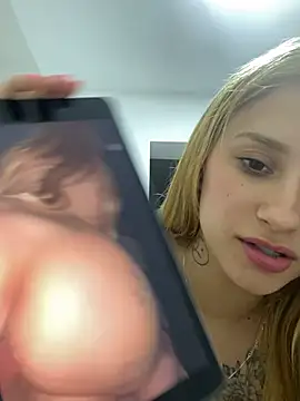 Barbie107 XXX чат на живо