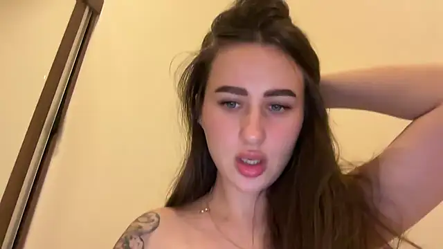 Show modela xXX_Katerina na web-kameri