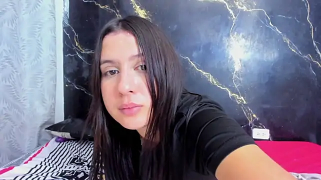 wild_threesome_ webkamerás műsora