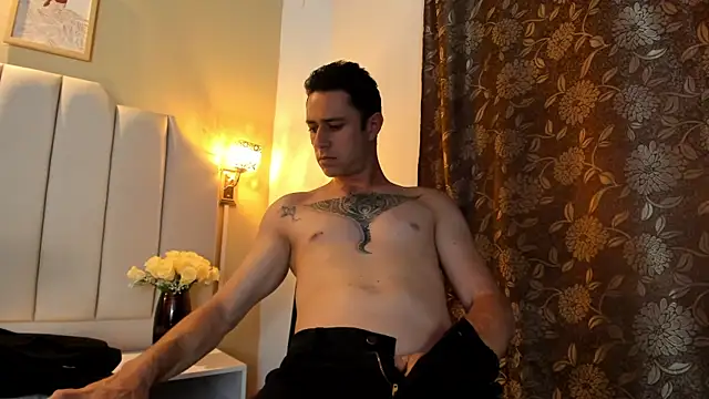 ClarkKushn Webbikameraesitys