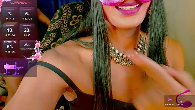 Trans_with_girl's Webcam Show