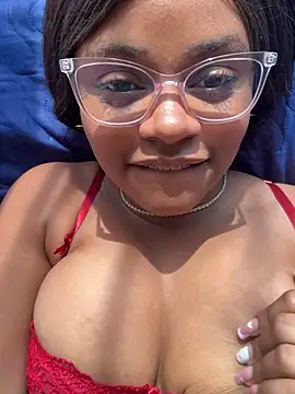 Daniela_rousse01's Webcam Show