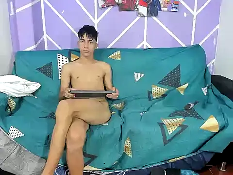 Alexander_hot_ webkamerás műsora
