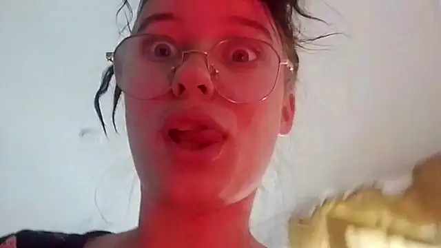 ShanteYeddo's Live XXX Chat
