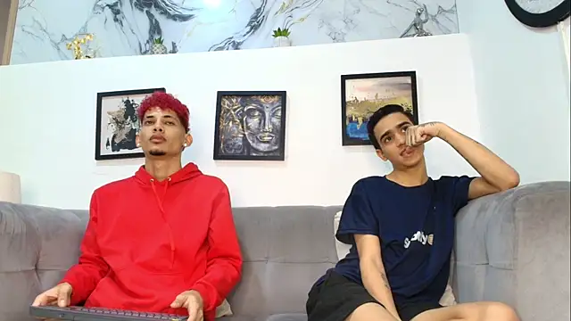 Show modela GOLD_BUDDY1 na web-kameri