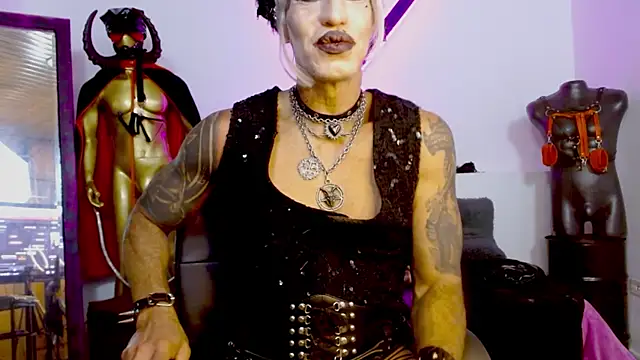 Show modela LILITHMADAME na web-kameri