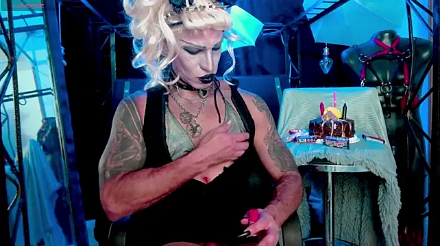 הופעת וובקאם של LILITHMADAME
