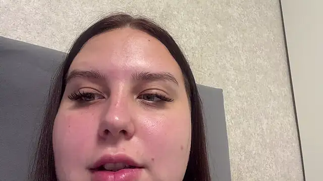 nakiafera XXX чат на живо