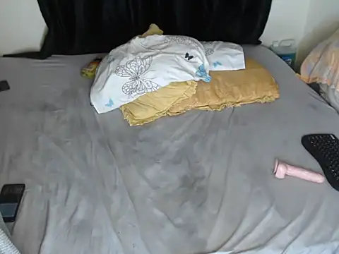sun_n_moon1's Live XXX Chat