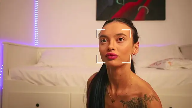 Chat +18 de RachelVibes ao vivo