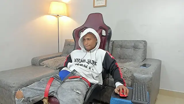 supreme_badboy2 – webcam-show