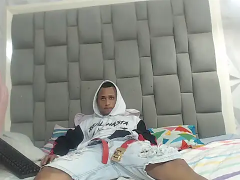 supreme_badboy2 – webcam-show