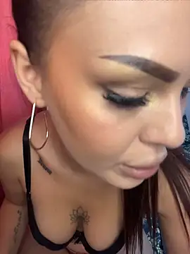 MiaaDiamon Webcam show