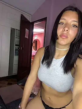 Pokazy przed kamerką – KITTYROSSE_