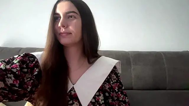 Вебкам-шоу LucyLuxy