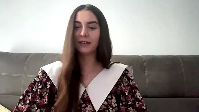LucyLuxy – webcam-show