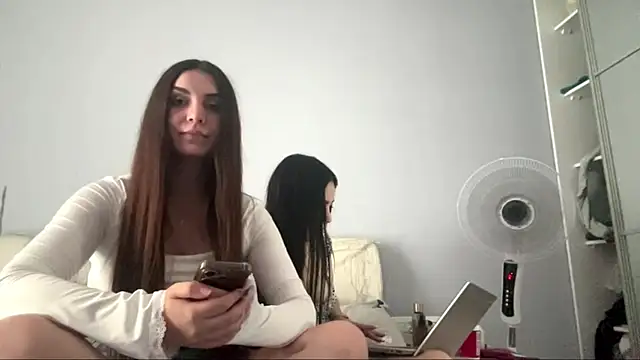 Show de LucyLuxy na webcam