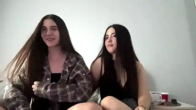 Show de LucyLuxy na webcam