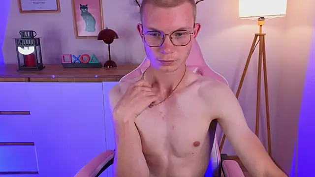 justleo__ Show Webcam