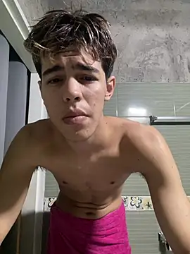 Dani_boyTwink Webcam Show