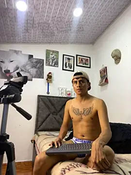 Kael_Novan Webbikameraesitys