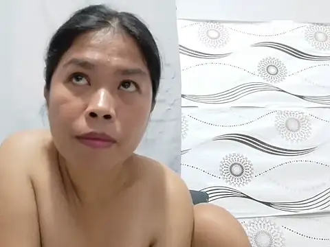 Hotpinaymorena 网络视讯表演
