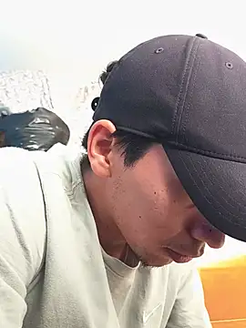 Chakalon43 在線直播表演