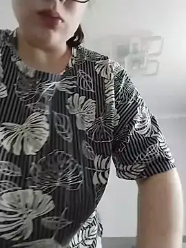 Chat +18 de JulieTailor ao vivo