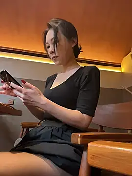 Pokazy przed kamerką – Eva10069
